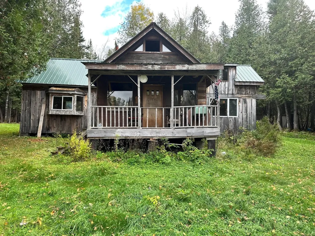 864 Sheridan Road Ashland ME 04732