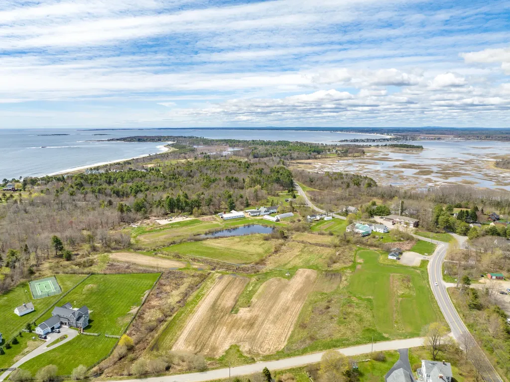 352 Black Point Road Scarborough ME 04074