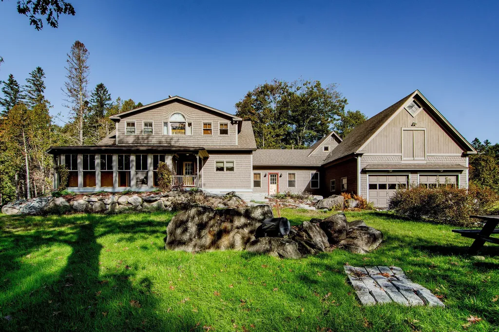8 Tide Watch Drive Orland ME 04472