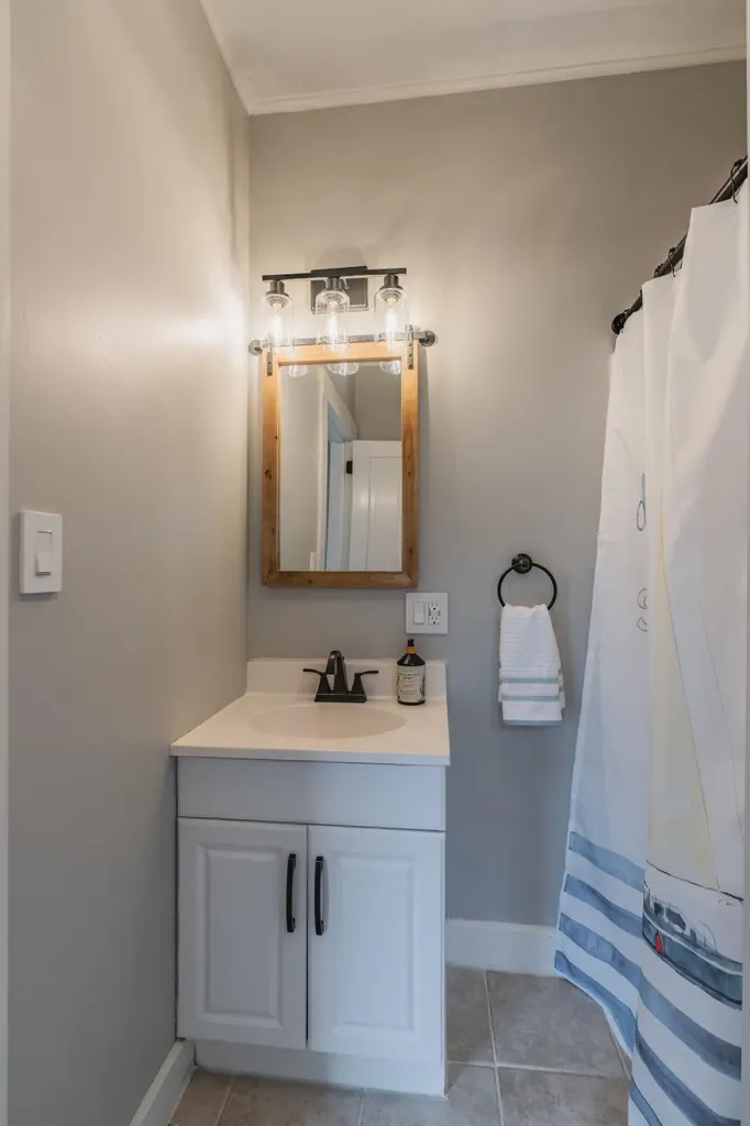 21 Linden Street Bath ME 04530