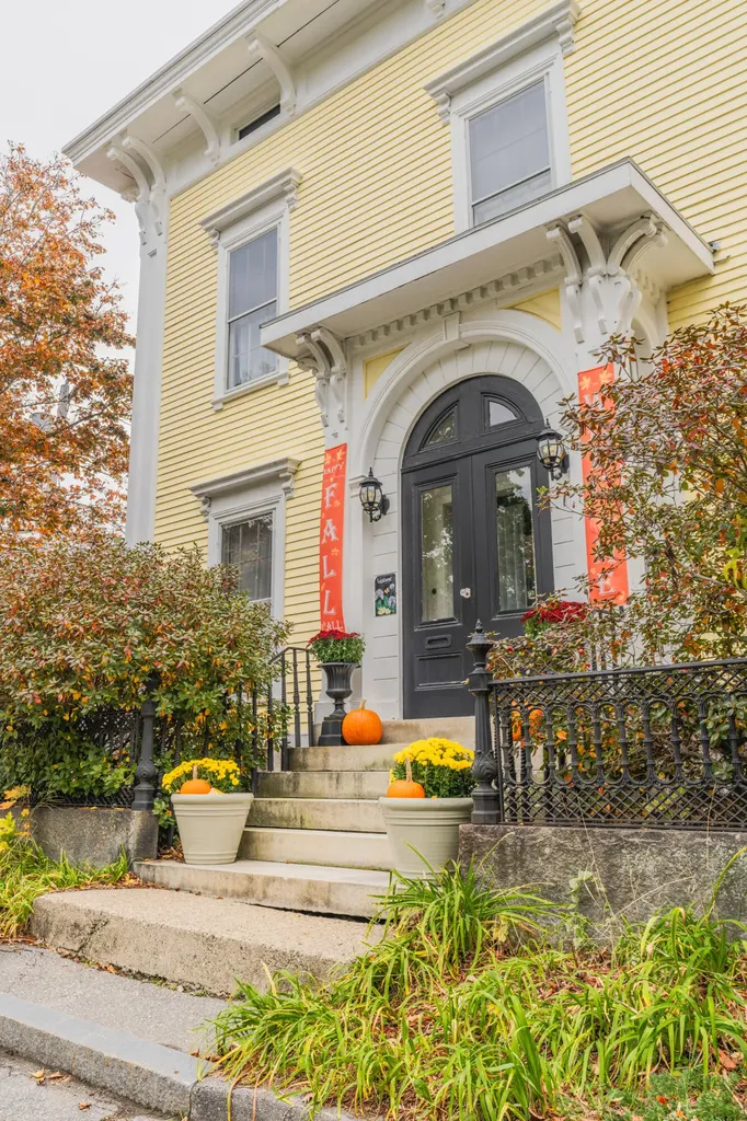 21 Linden Street Bath ME 04530