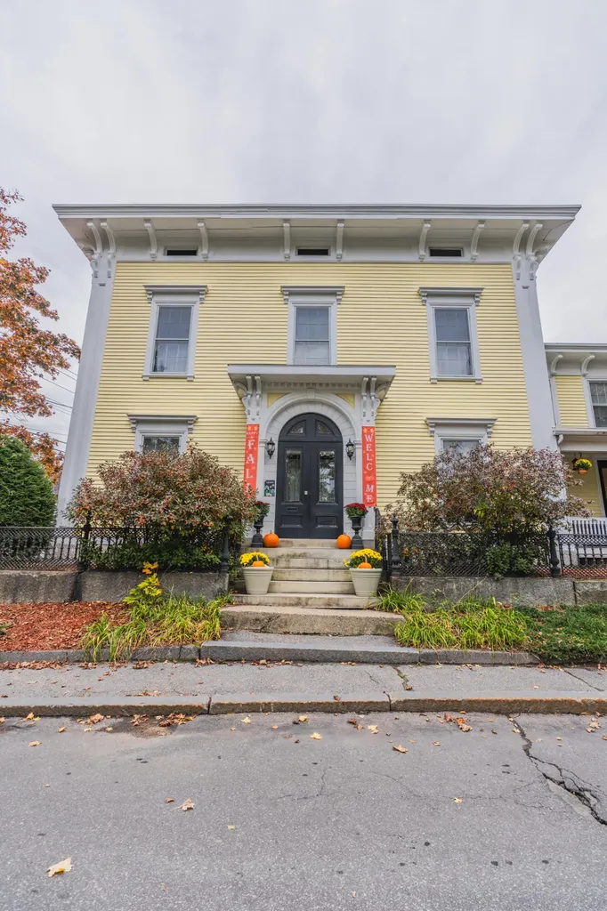 21 Linden Street Bath ME 04530