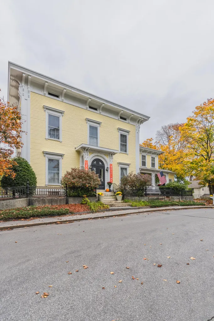 21 Linden Street Bath ME 04530