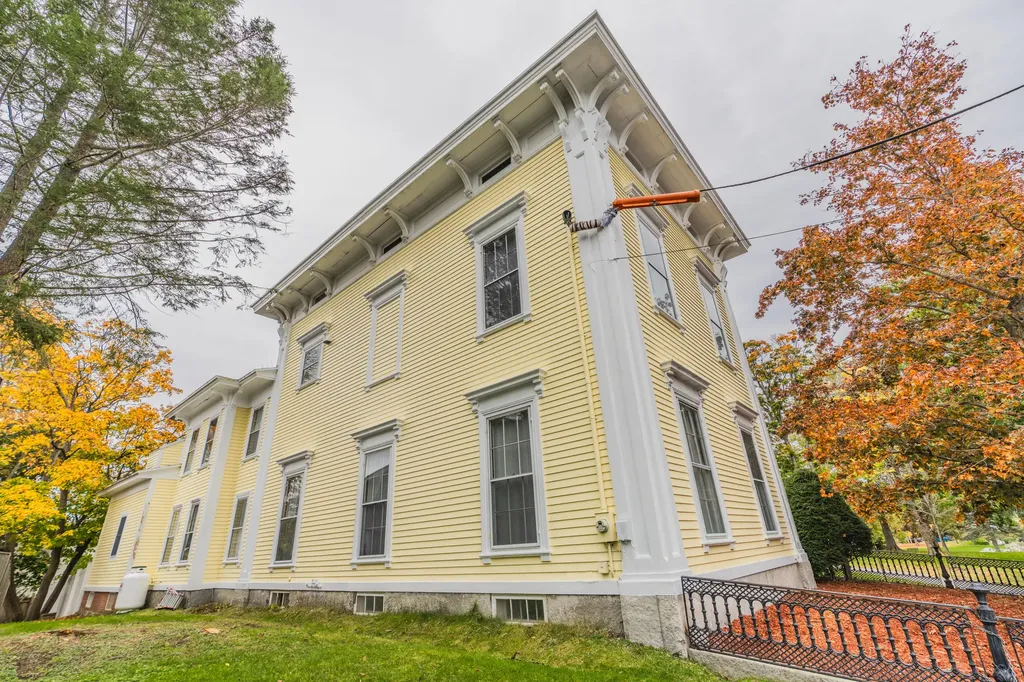 21 Linden Street Bath ME 04530