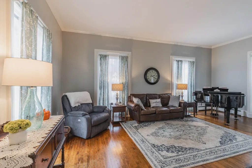 21 Linden Street Bath ME 04530
