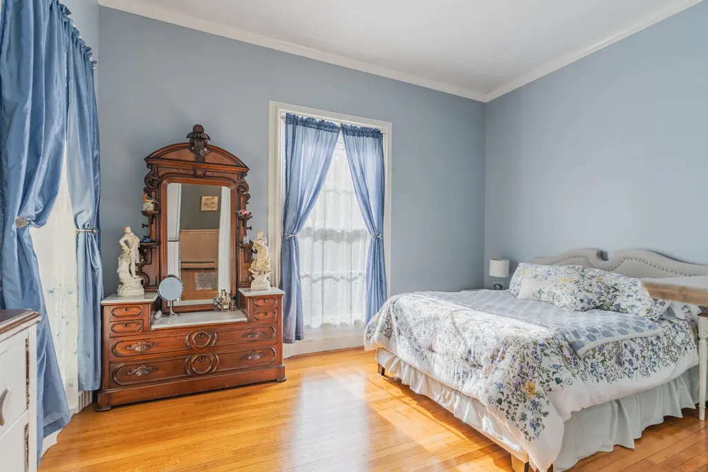 21 Linden Street Bath ME 04530