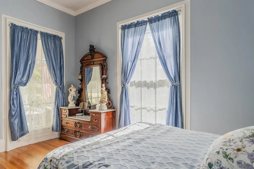 21 Linden Street Bath ME 04530