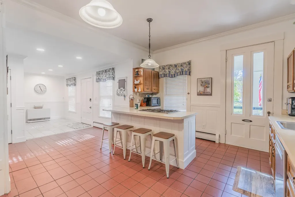 21 Linden Street Bath ME 04530