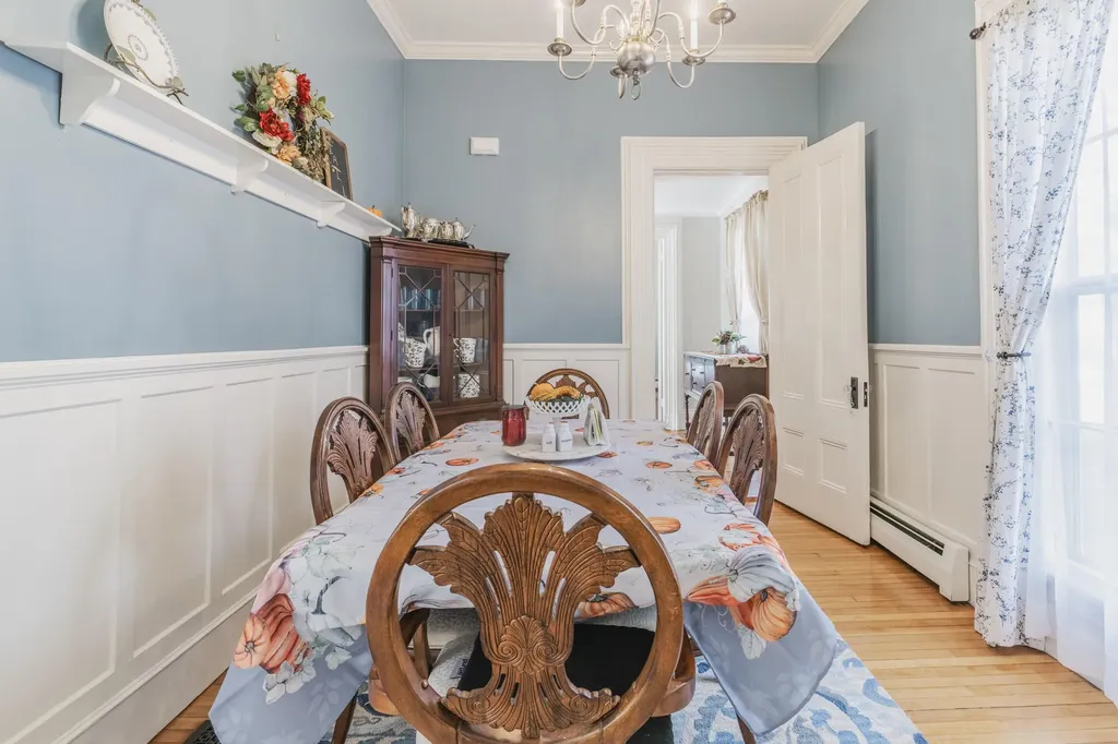21 Linden Street Bath ME 04530