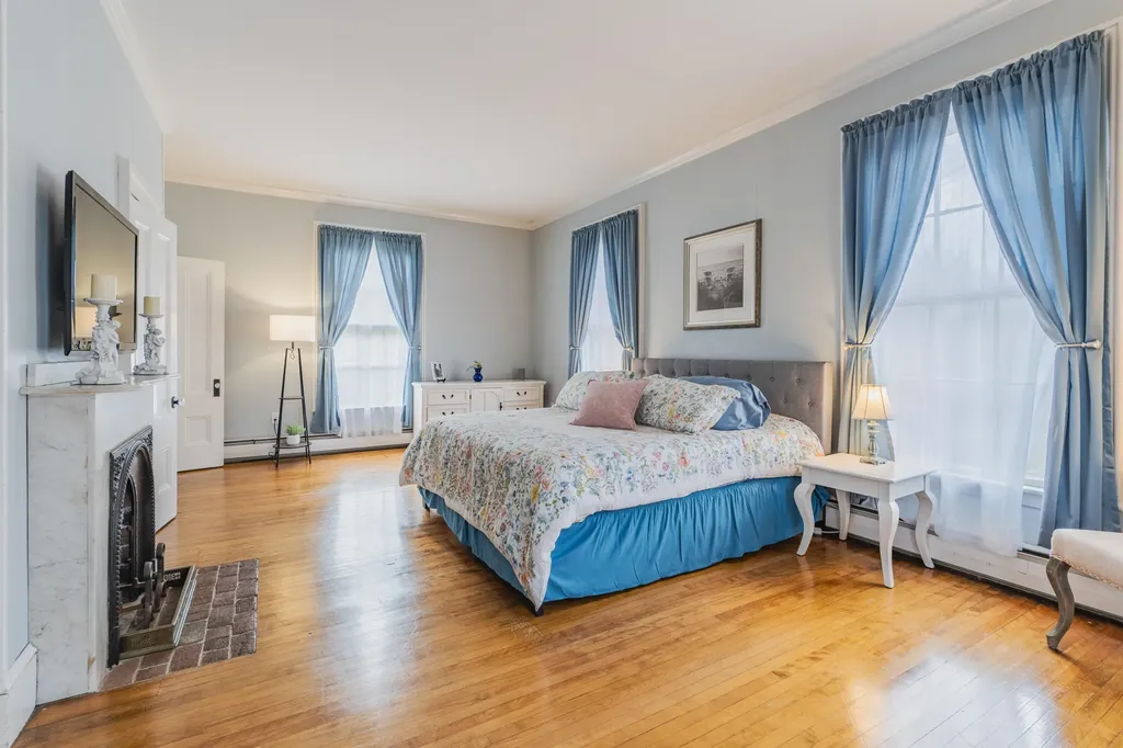 21 Linden Street Bath ME 04530
