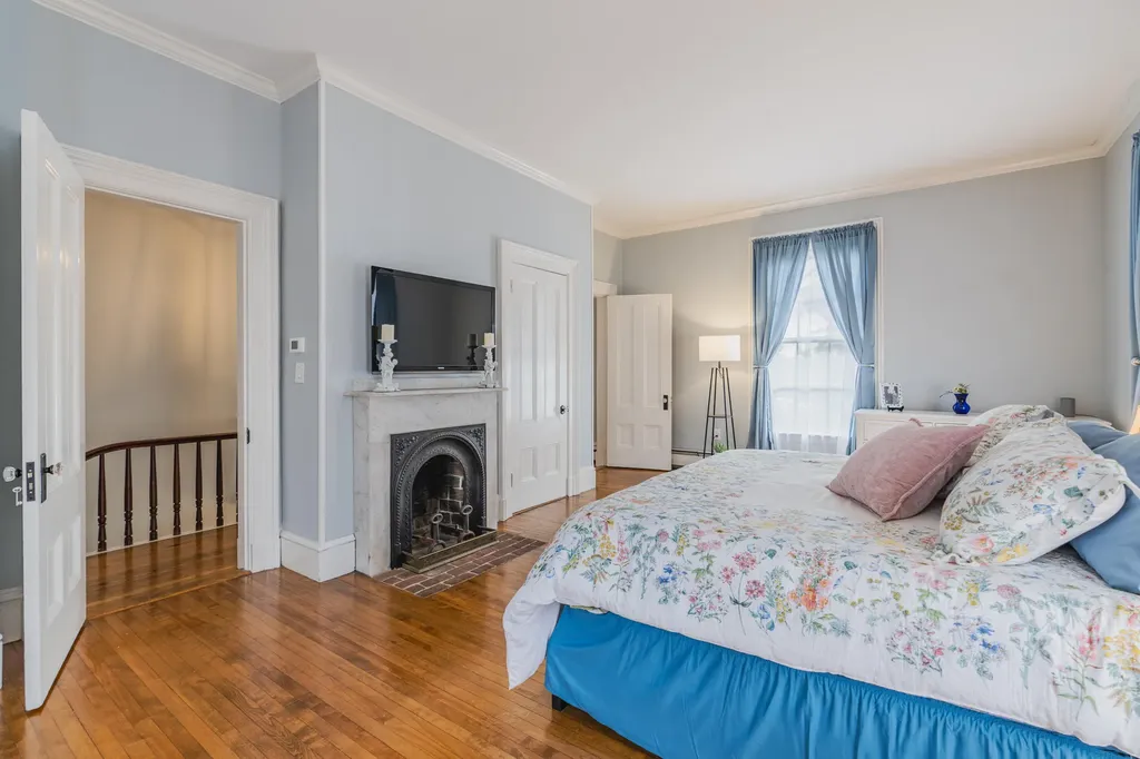 21 Linden Street Bath ME 04530