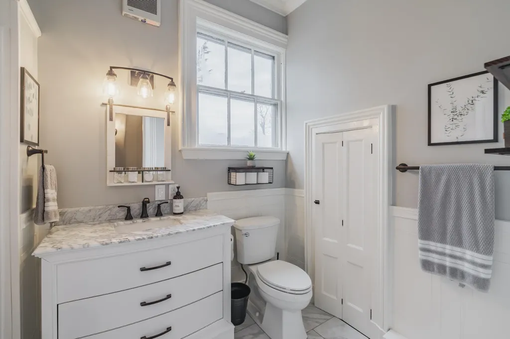 21 Linden Street Bath ME 04530