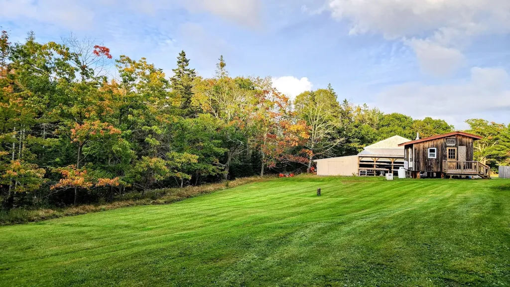663 Reach Road Deer Isle ME 04627