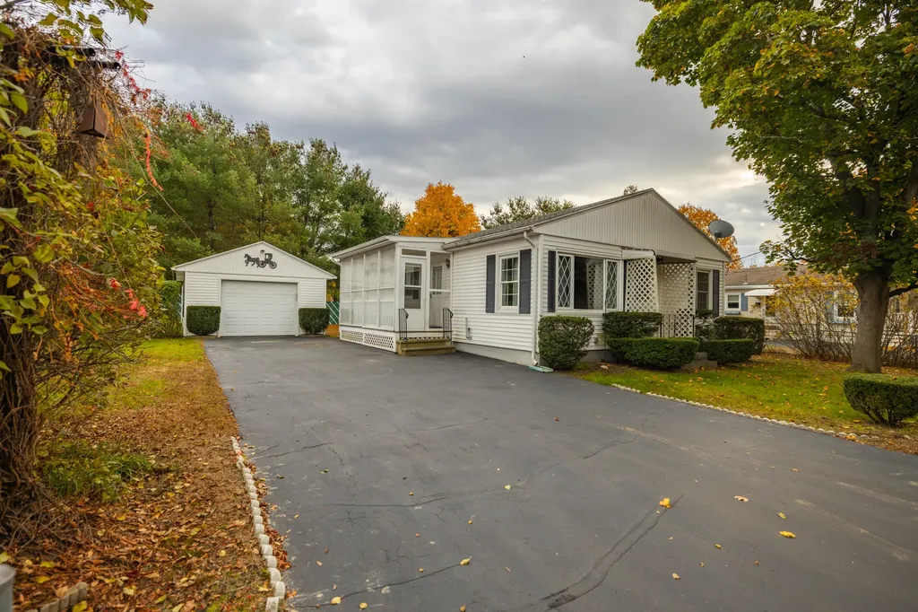 55 Dumont Avenue Lewiston ME 04240