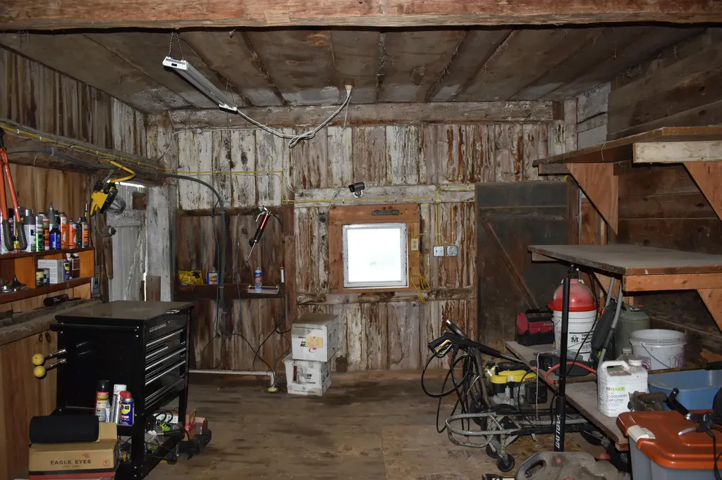 18 Metcalf Road Winthrop ME 04364