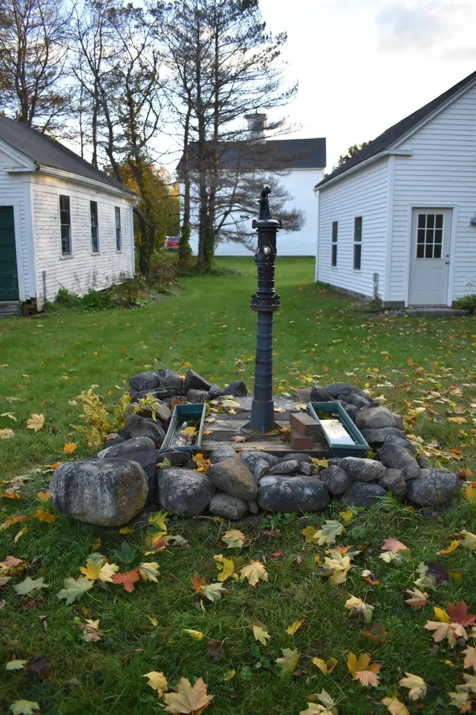 18 Metcalf Road Winthrop ME 04364