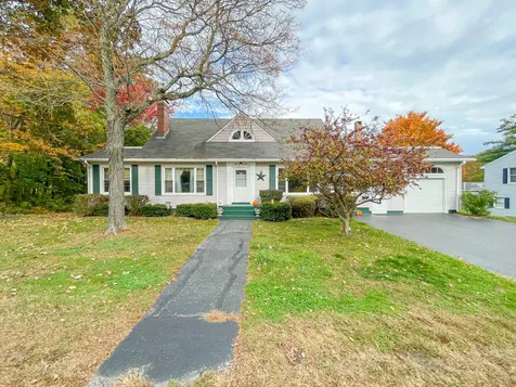 51 Bradley Street Saco ME 04072