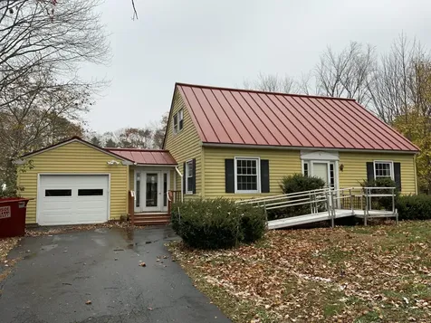 9 Greenwood Court Augusta ME 04330
