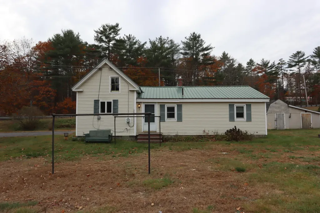 9 Brown Road Poland ME 04274