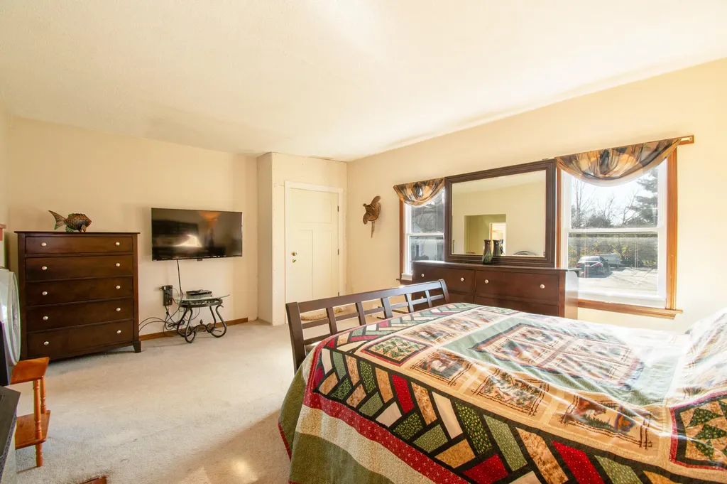 26 Upland Road Lisbon ME 04250
