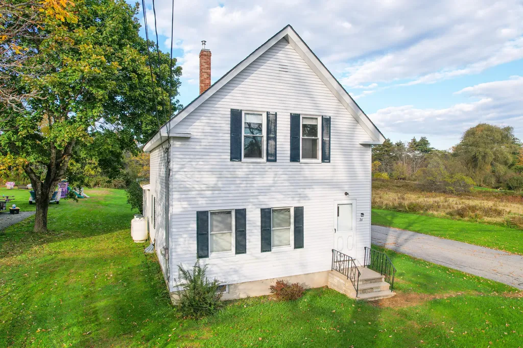 26 Upland Road Lisbon ME 04250