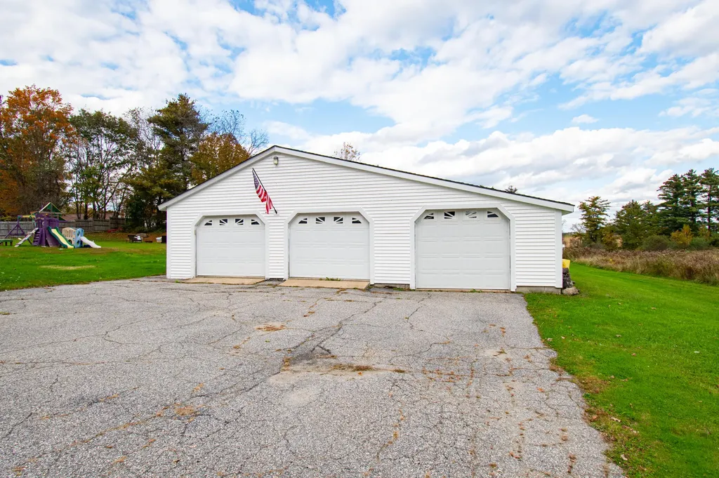 26 Upland Road Lisbon ME 04250