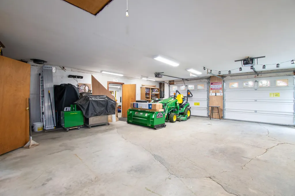 26 Upland Road Lisbon ME 04250