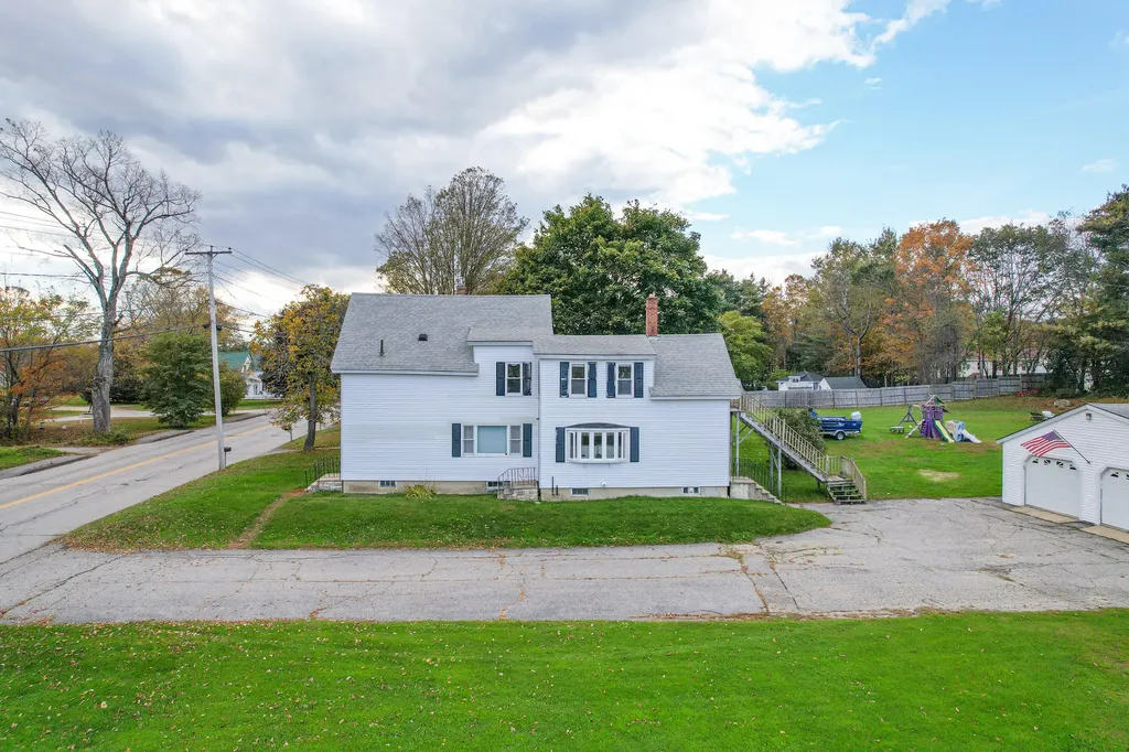 26 Upland Road Lisbon ME 04250