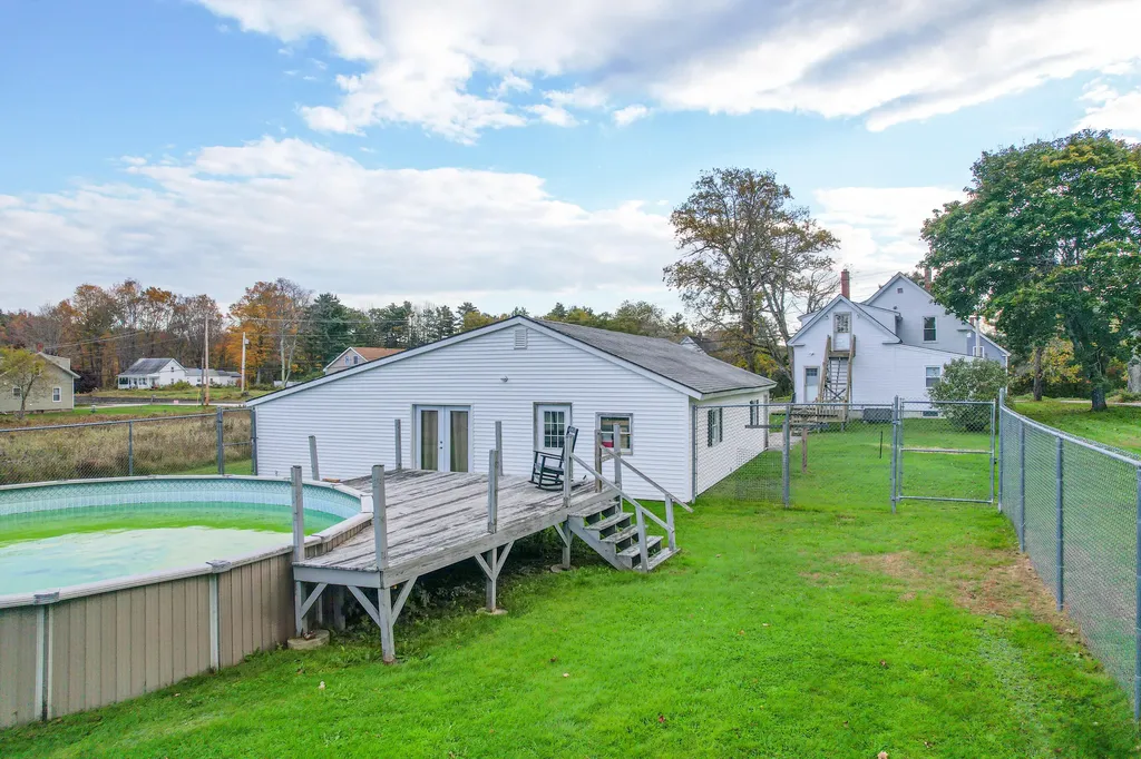 26 Upland Road Lisbon ME 04250