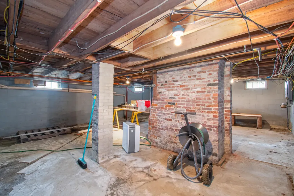 26 Upland Road Lisbon ME 04250