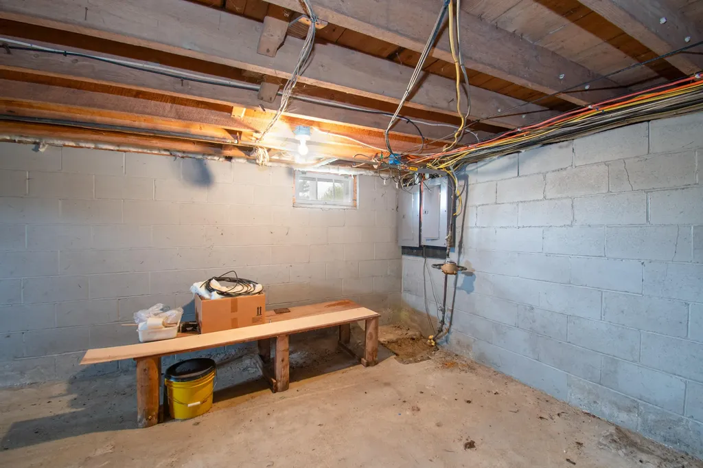 26 Upland Road Lisbon ME 04250