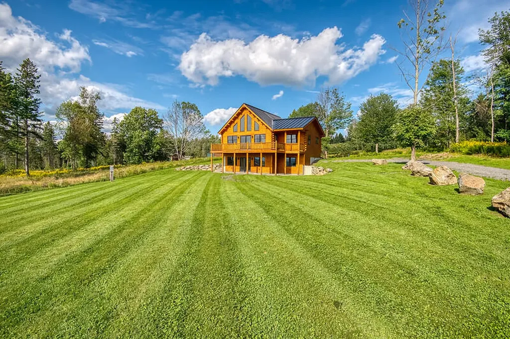 4 Eva D Lane Rangeley ME 04970