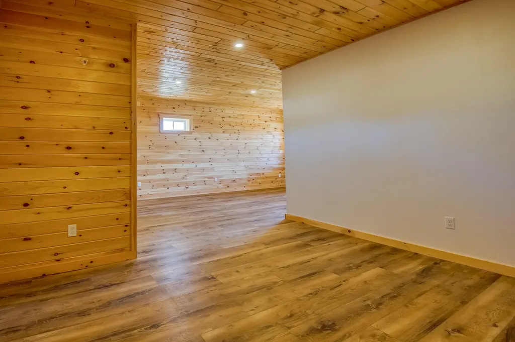4 Eva D Lane Rangeley ME 04970