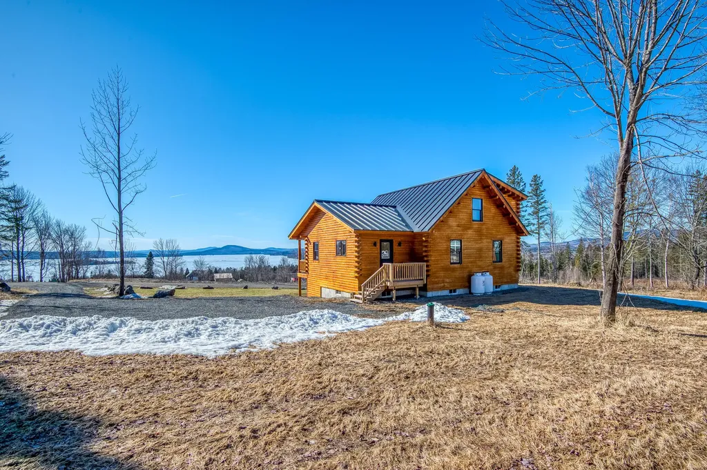 4 Eva D Lane Rangeley ME 04970