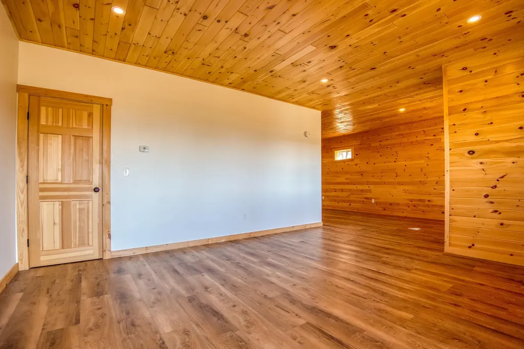 4 Eva D Lane Rangeley ME 04970