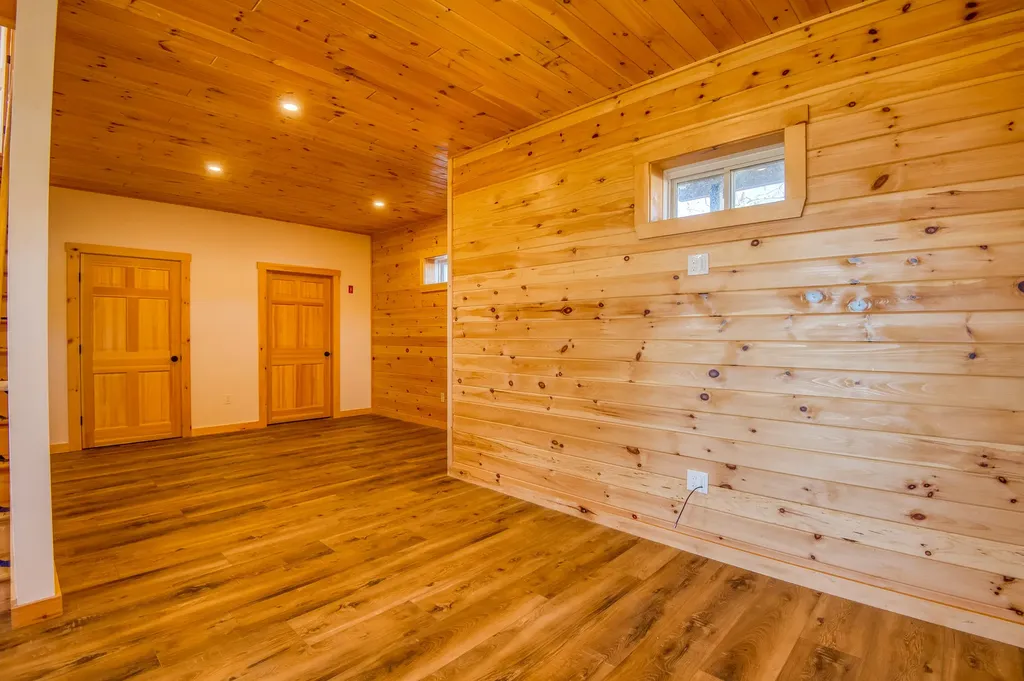 4 Eva D Lane Rangeley ME 04970