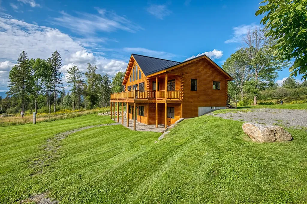 4 Eva D Lane Rangeley ME 04970