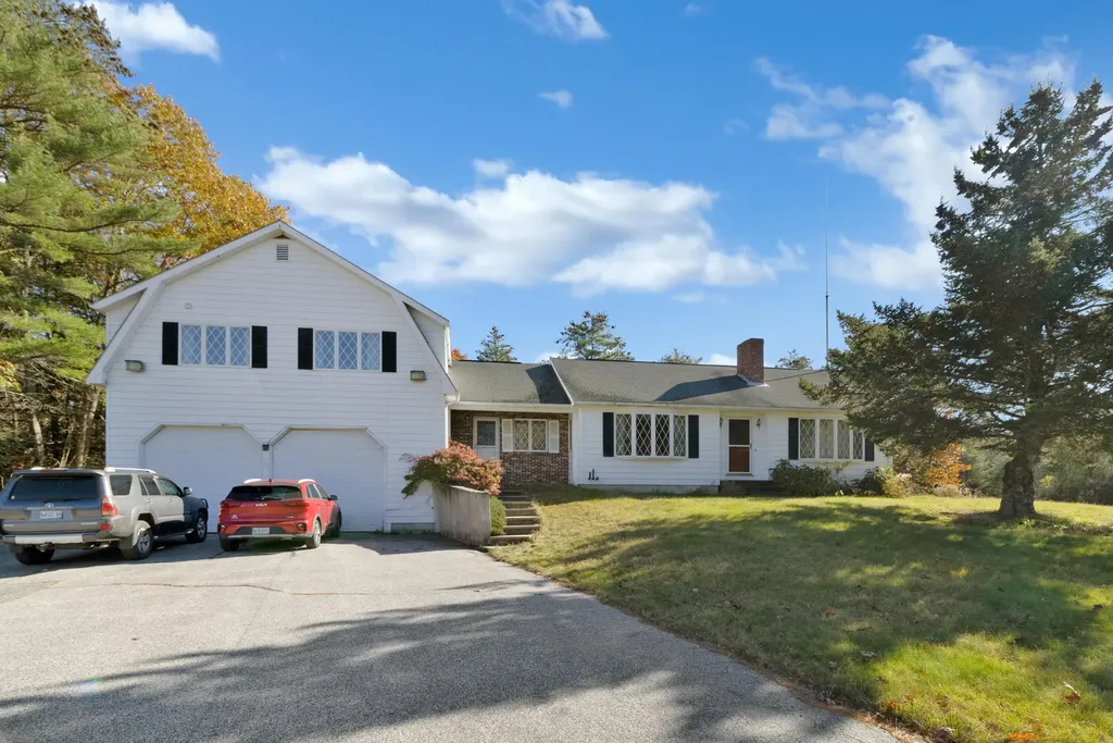 42 Waterhouse Road Gorham ME 04038