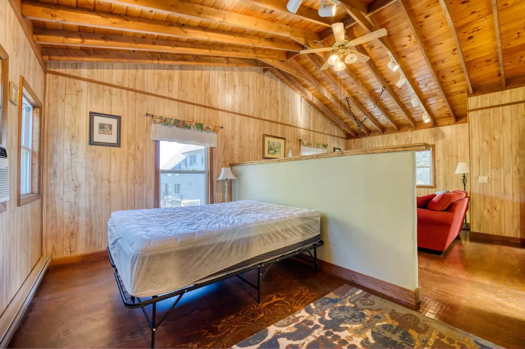 17 Cove Road Lamoine ME 04605