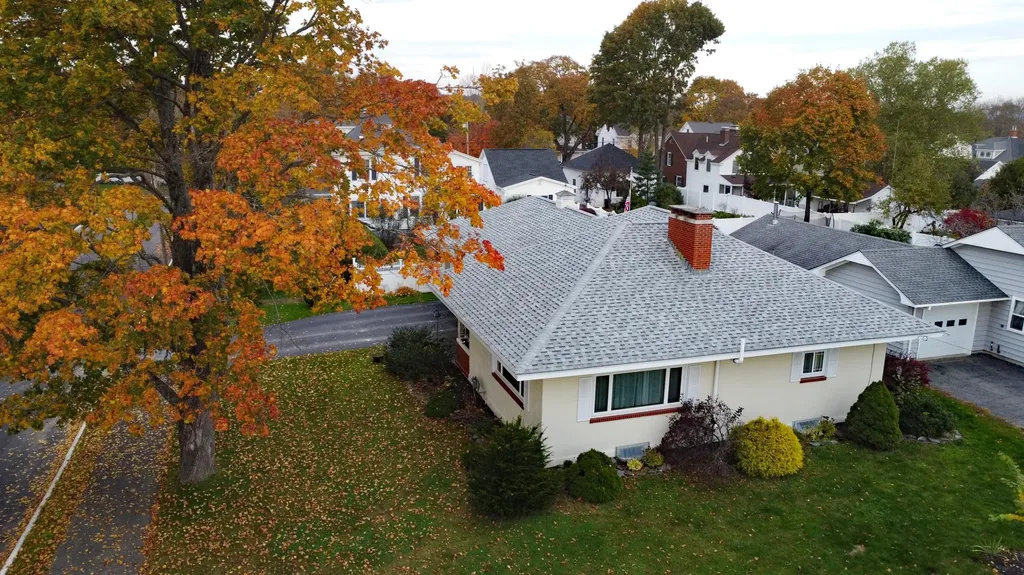 16 Fairmount Park E Bangor ME 04401