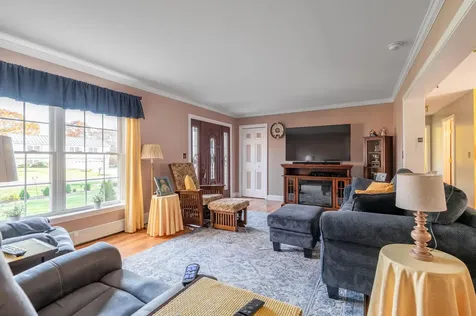 112 Treadwell Acres Hermon ME 04401