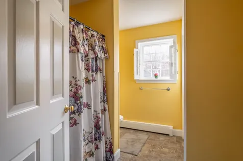 112 Treadwell Acres Hermon ME 04401