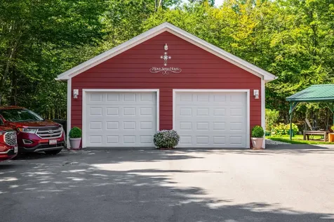 112 Treadwell Acres Hermon ME 04401