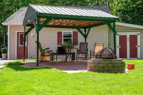 112 Treadwell Acres Hermon ME 04401