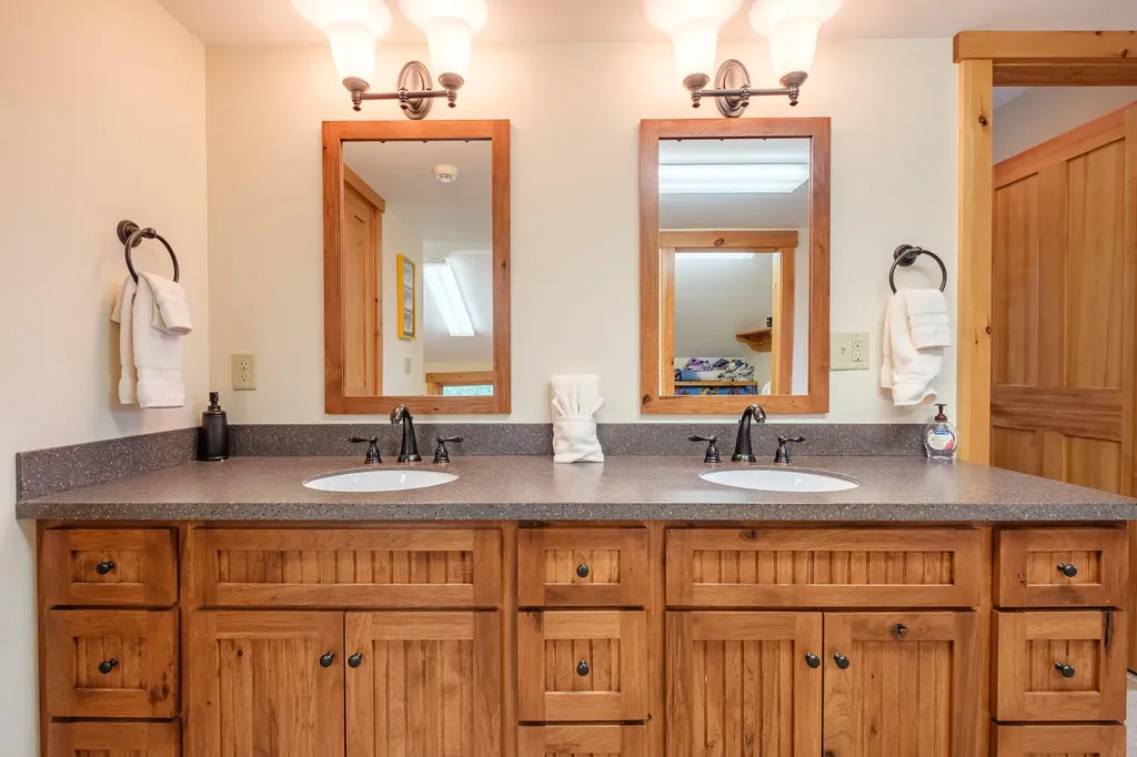 2714 Main Street Rangeley ME 04970