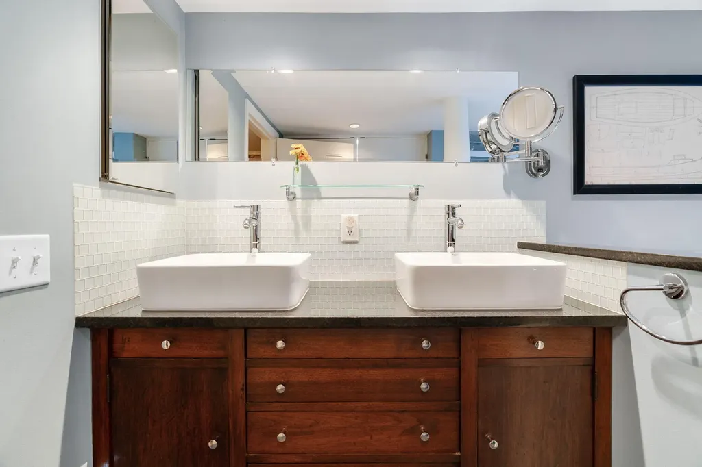 122 Broadturn Road Scarborough ME 04074