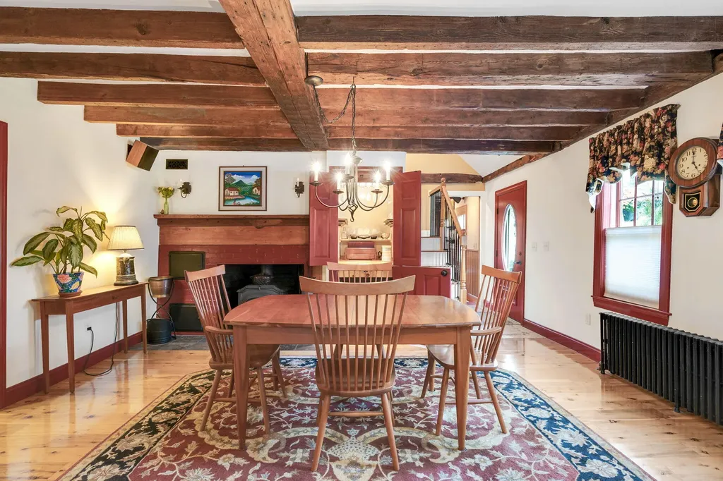122 Broadturn Road Scarborough ME 04074