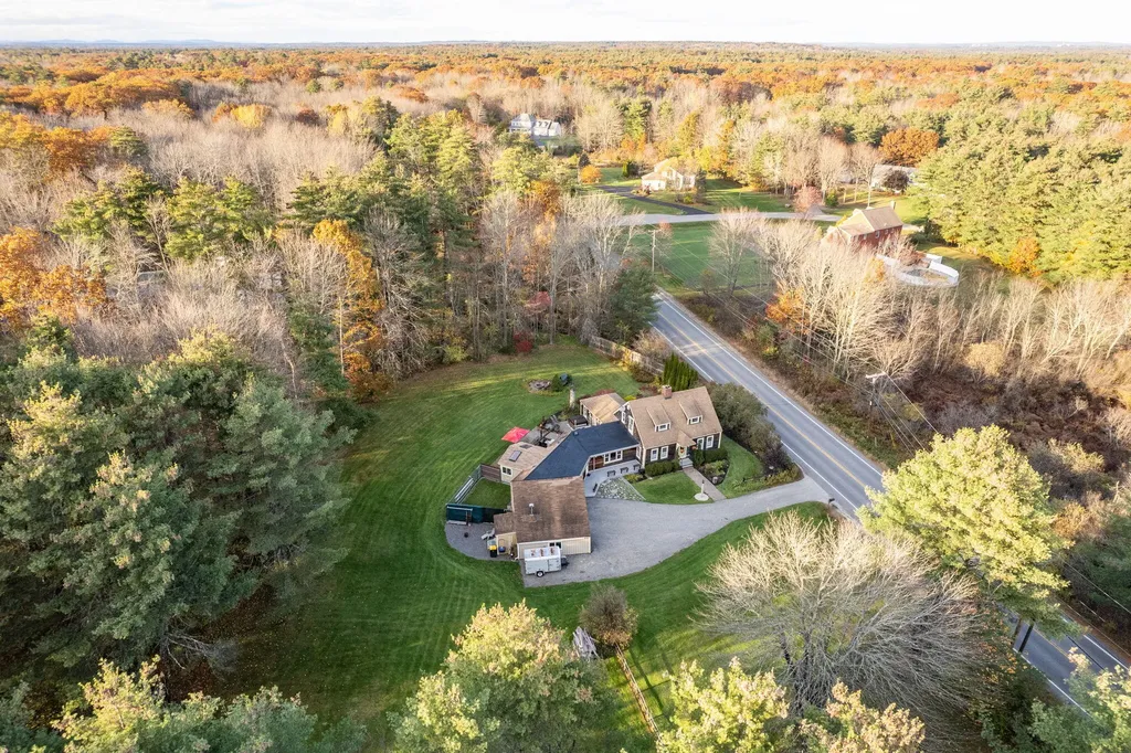 122 Broadturn Road Scarborough ME 04074