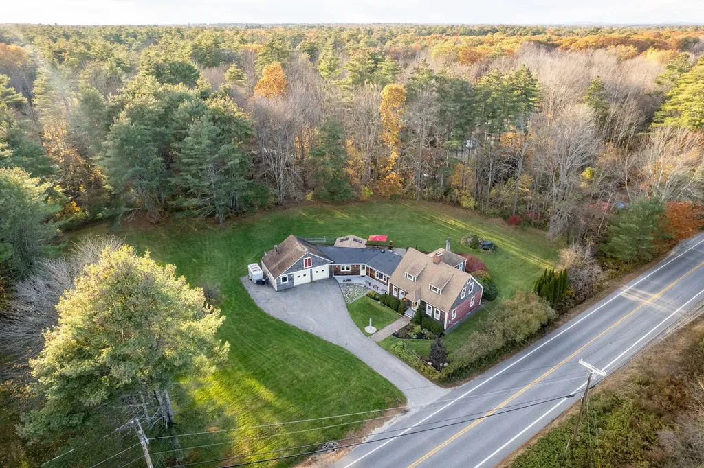 122 Broadturn Road Scarborough ME 04074
