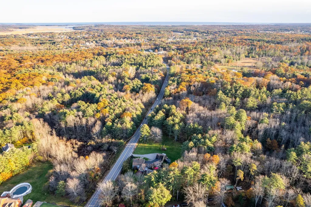 122 Broadturn Road Scarborough ME 04074